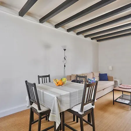 Cozy And Bright In The Centre Of Apartment Nantes